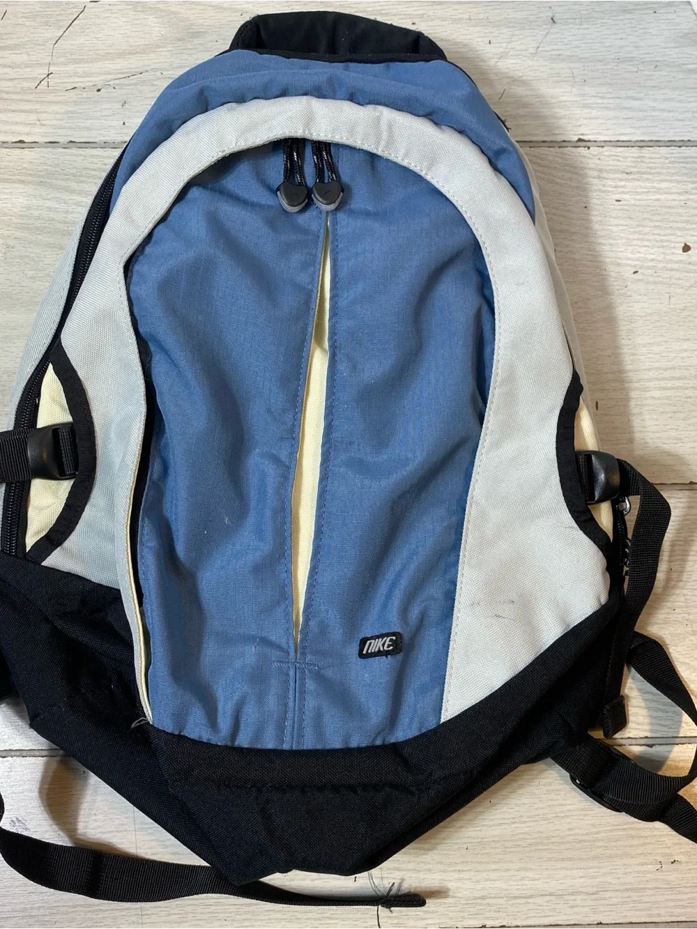 Nike Classic Backpack Daypack Blue Gray White Travel Hiking Tech Pocket VTG